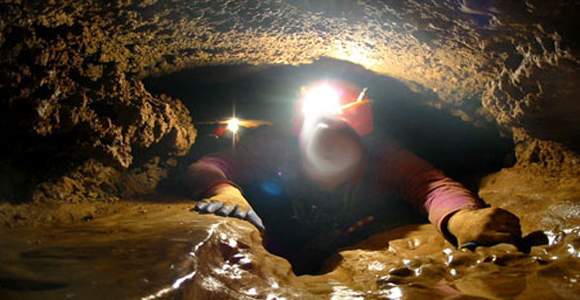 Salvato-speleologo-in-Amazzonia