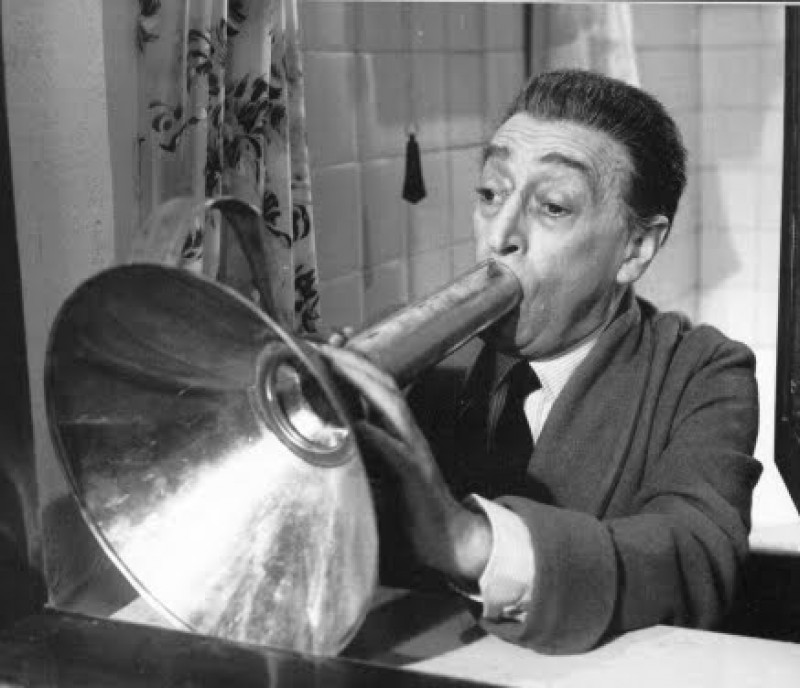 toto_comizio_votantonio-4f89a123a8f59