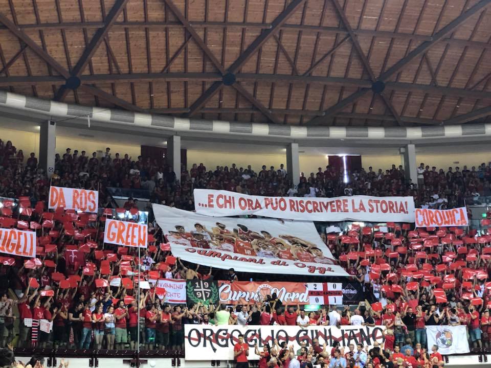 35076665_228363007758270_1368397200643588096_n