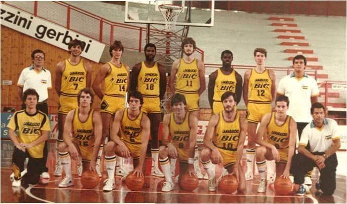 94573123_270487937453483_4893339493978865664_n