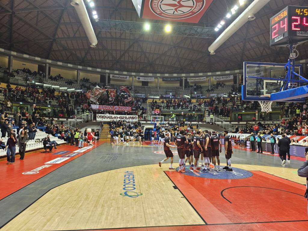 Trieste spreca una grande occasione, serie sul 1 a&nbsp;1
